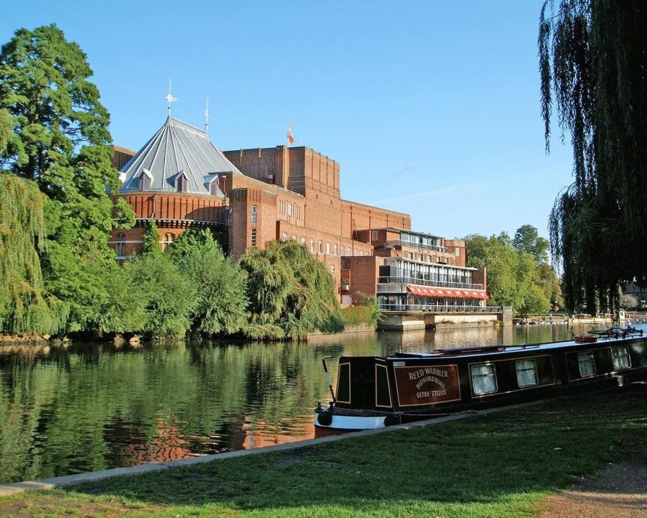 Avonpark House Bed & Breakfast Stratford-upon-Avon Exterior foto